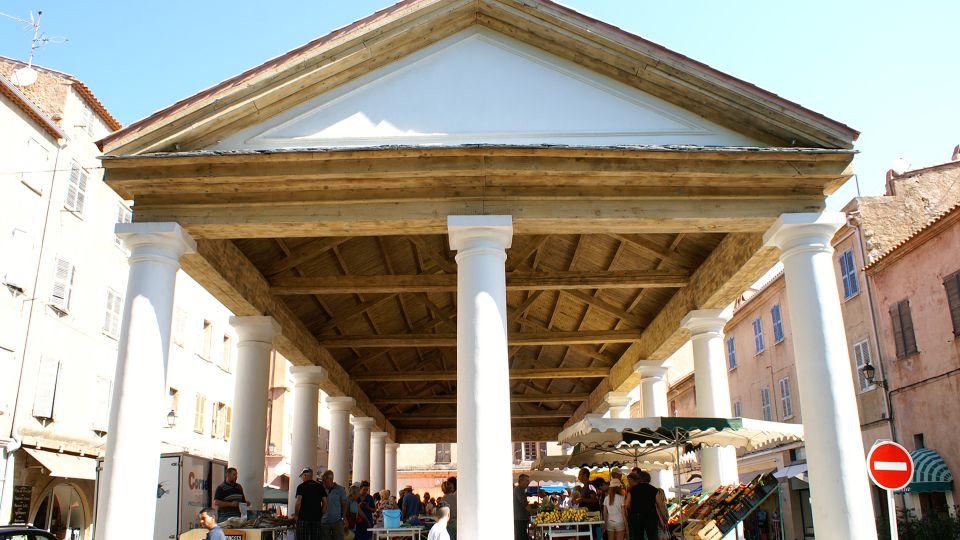 Marché couvert Ile Rousse